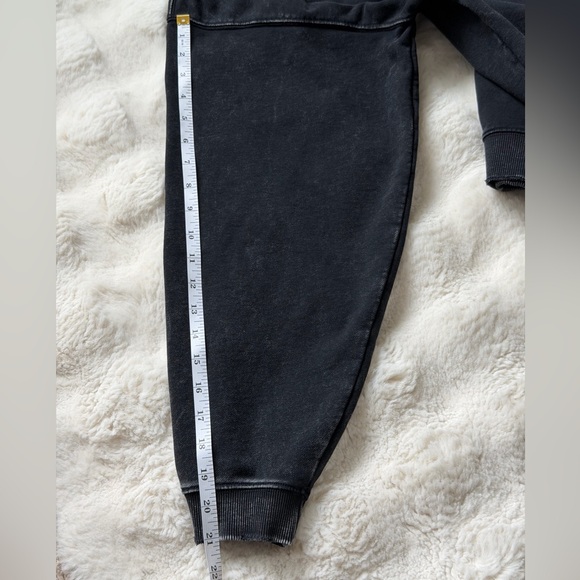 Anine Bing Tyler Cotton Logo Washed Black Crew Neck Sweatshirt-Scandi Girl Style - Picture 16 of 16